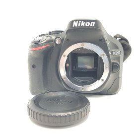 Camara Reflex Nikon D5200 Solo Cuerpo 24,1 MP Negra
