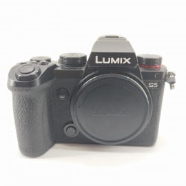 Camara Evil Panasonic Lumix S5 24MP (Solo Cuerpo)