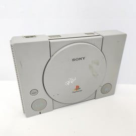 TARA Estetica: Play Station 1 (Sin Mando)