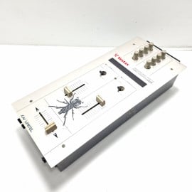 Mesa de Mezclas Vestax PMC-06 PRO